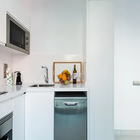 Bright Coastal For 2 Guests