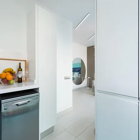 Appartamento Bright Coastal For 2 Guests